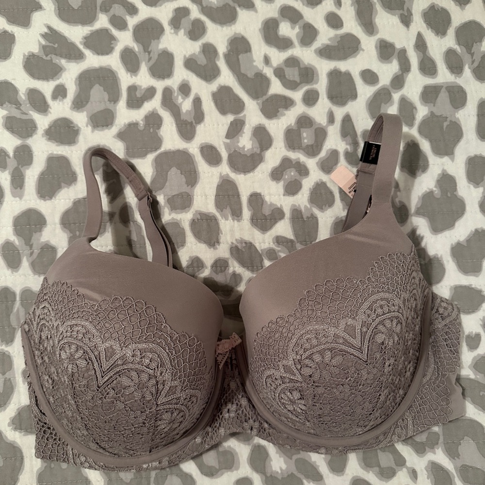 Victoria Secret Bra 40DDD